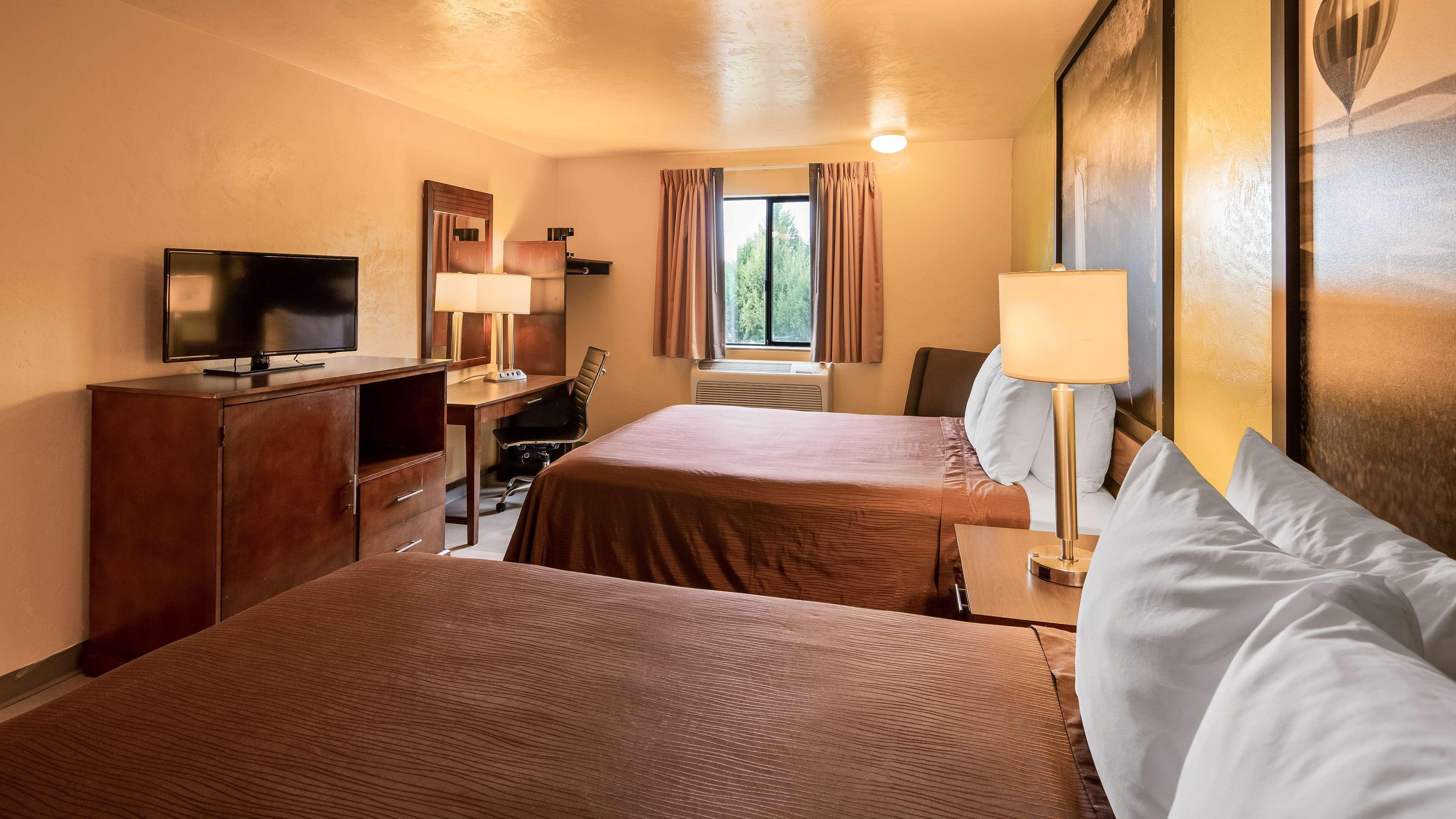 Hotel Surestay By Western 2*