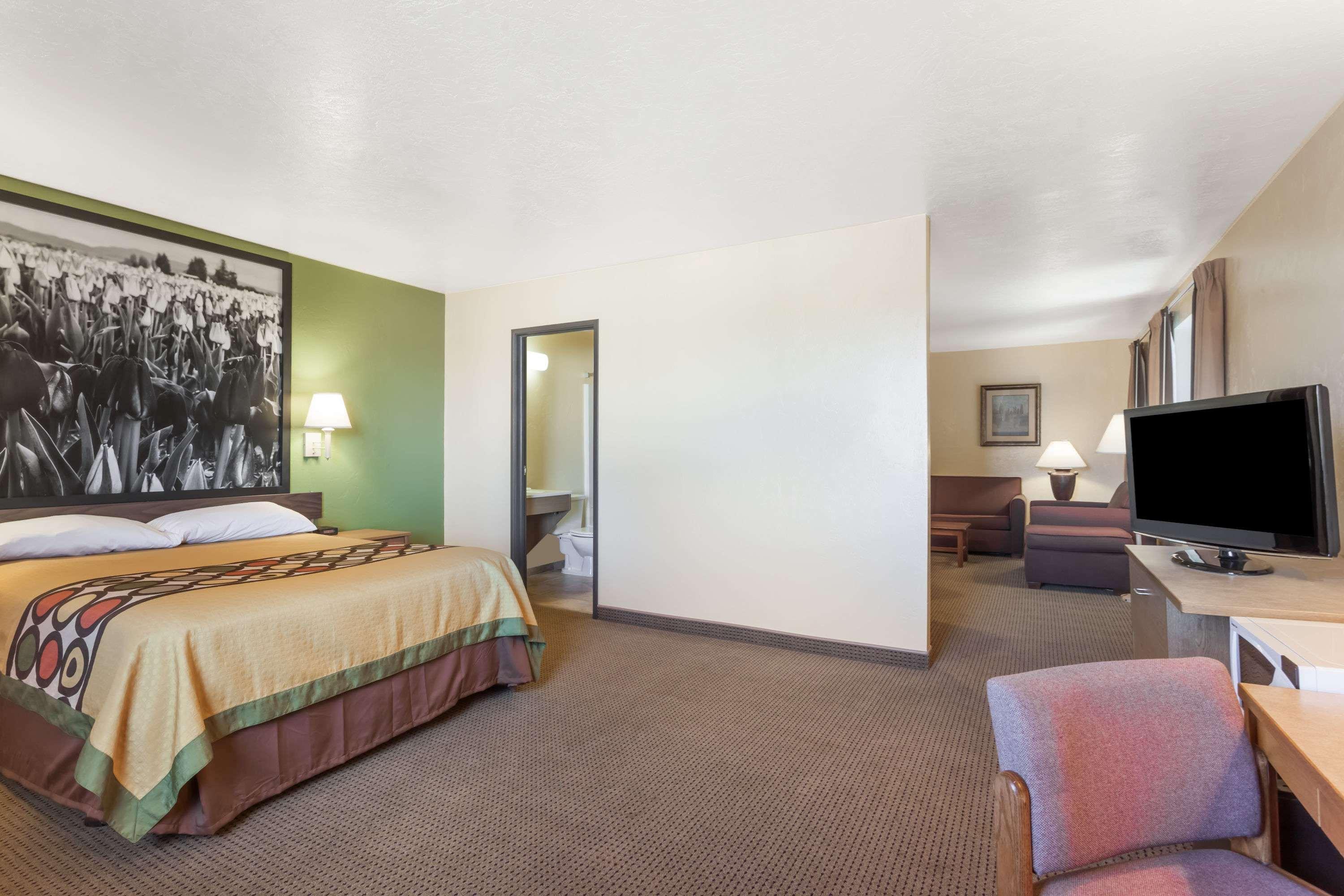 Hotel Surestay By Western